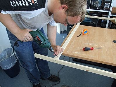 Let's drill this hole at an angle