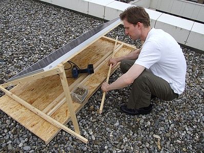 Adding stiffening/strengthening members near turntable pivot point