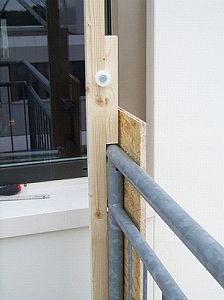 Pulley arm detail to show railing mount